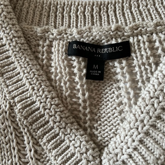 Banana Republic lightweight sweater - Picture 2 of 2